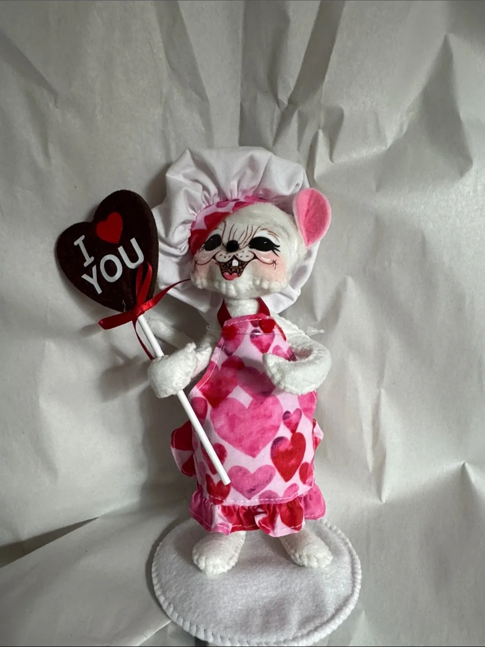 Annalee Pink Heart Mouse Doll with Heart Sign